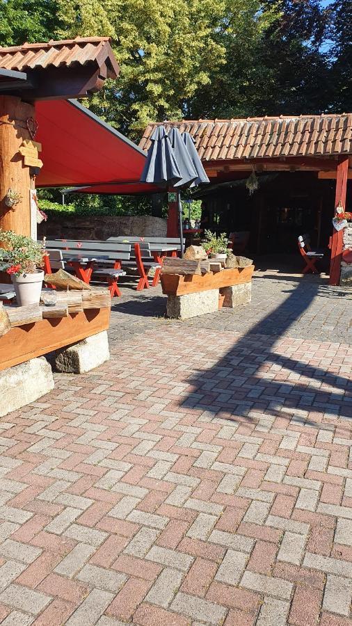 Landhotel Brauner Hirsch Kammerforst Kültér fotó