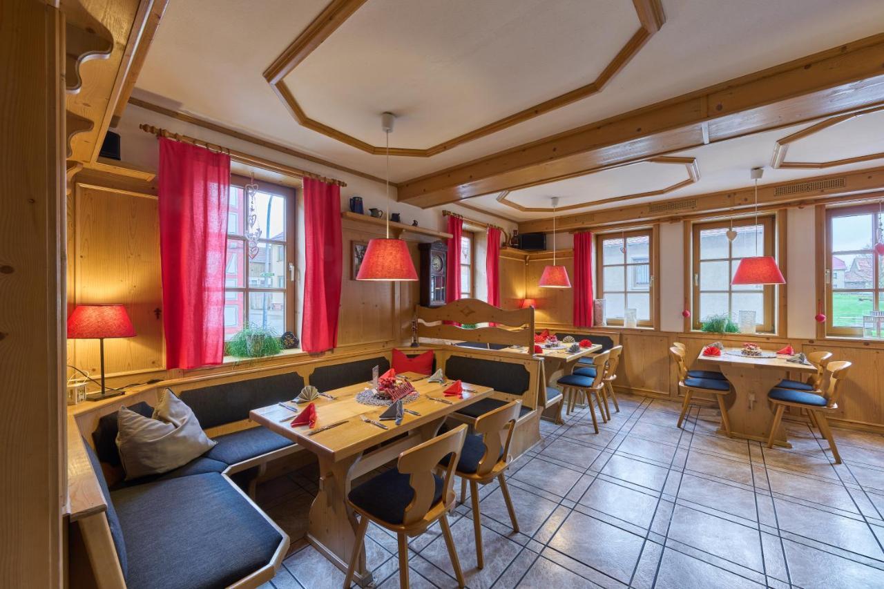 Landhotel Brauner Hirsch Kammerforst Kültér fotó